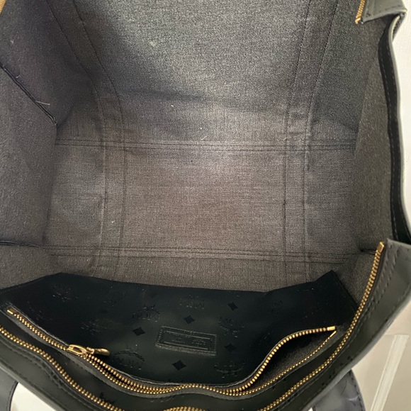 MCM VISETOS TOTE - Picture 6 of 13